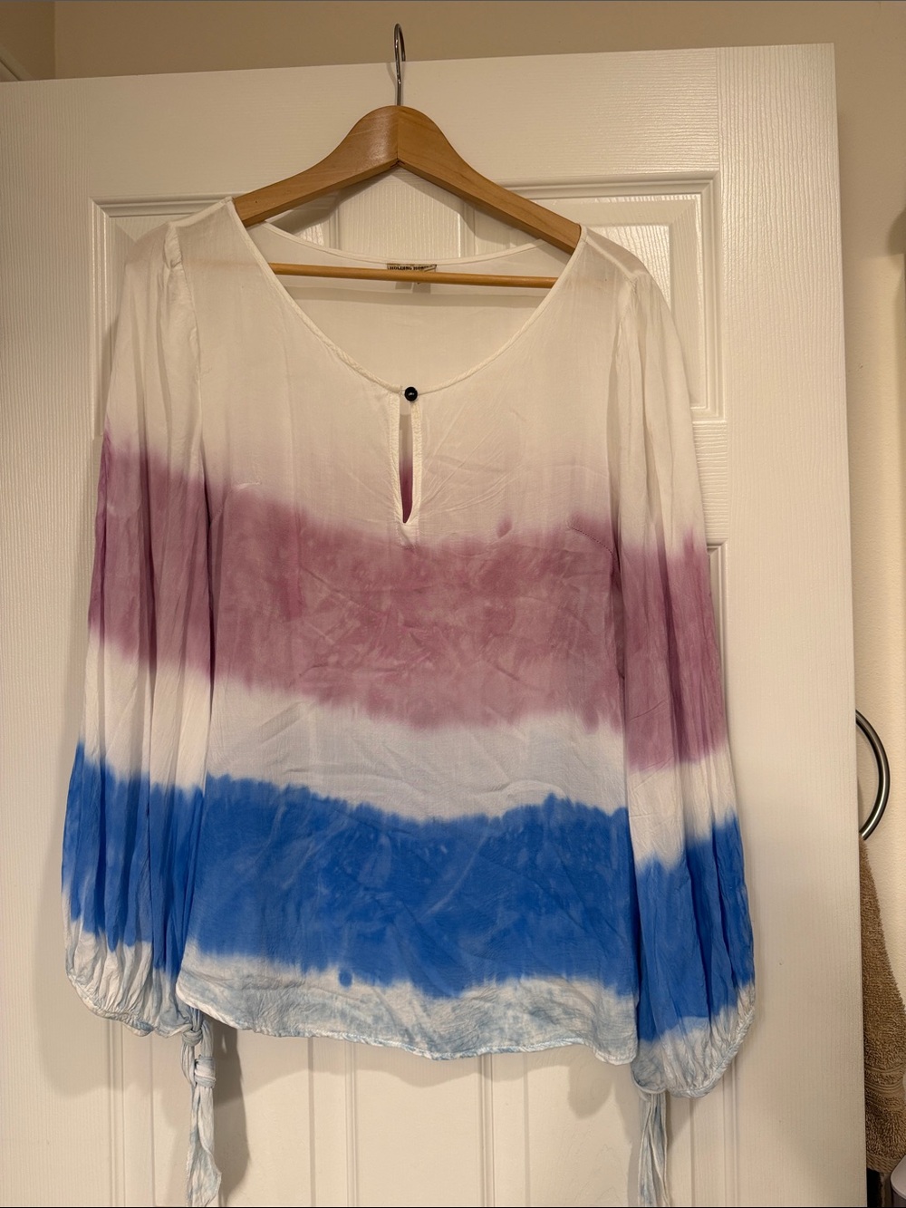 HOLDING HORSES White Tie-Dye Blouse with Pink & Blue Bands